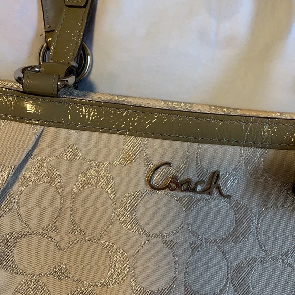 Coach signature fabric handbag - Picture 6 of 8